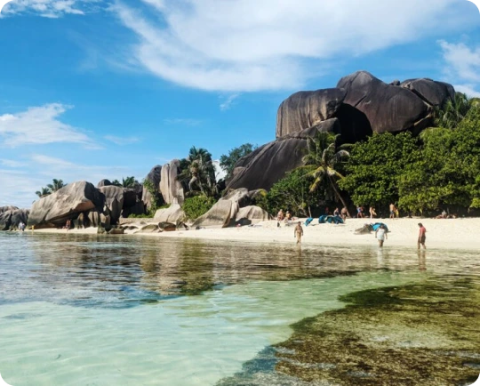 eSIM data plan for Seychelles travel | Slick